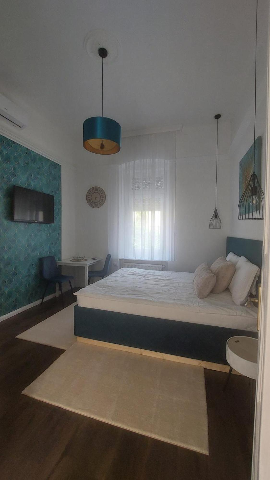 Glamour Apartman Gyula Eksteriør bilde